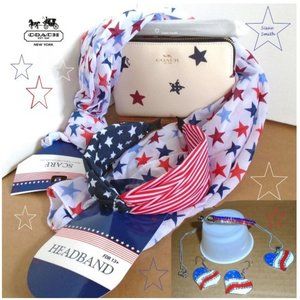 ❤️‍🔥 Coach Corner Zip Wristlet with American Star Print Bundle ❤️‍🔥